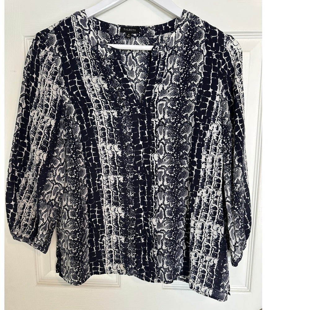 Talbots,‎ 100% Silk, Navy Snakeskin Print 3/4 Sleeve Blouse